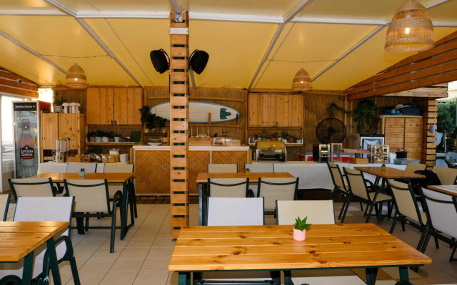Esperides Beach Hotel Apartments