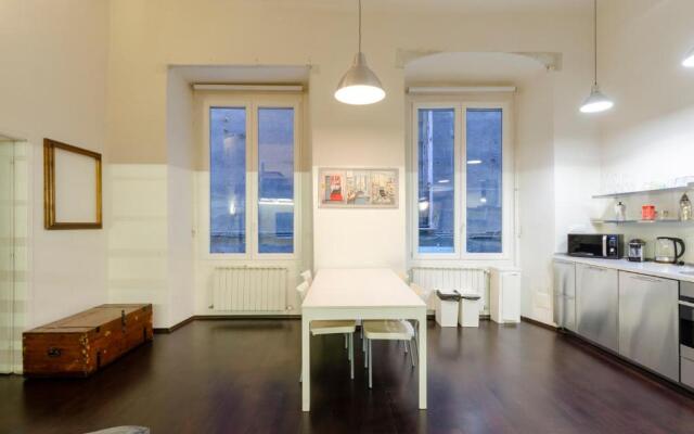 JOIVY Great Flat Near Aquarium