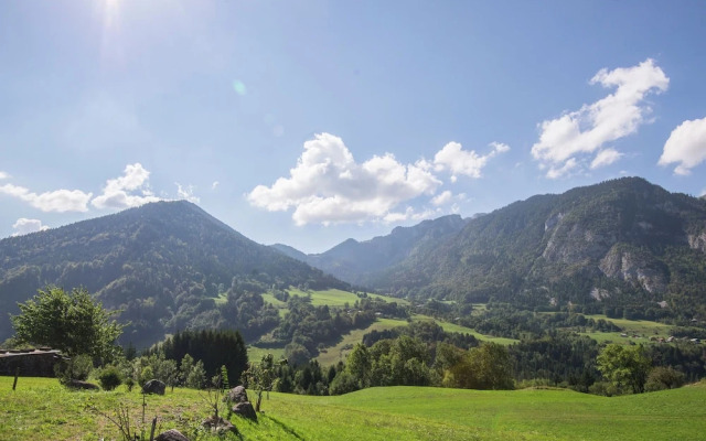 Secluded Villa in Biot With Swimming Pool