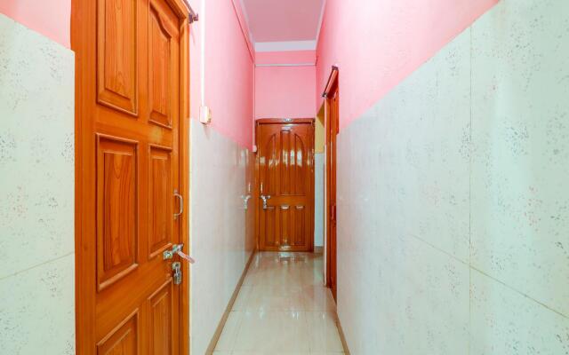 SPOT ON 79936 Shivaye Rest House