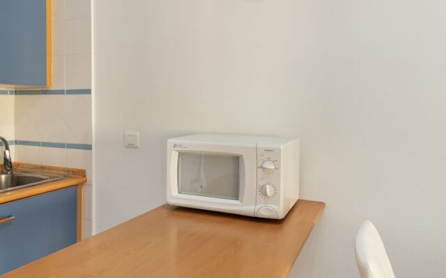 Sun-kissed Holiday Home in Islantilla With Swimming Pool