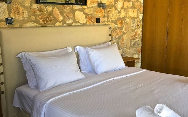 Paxi Resort