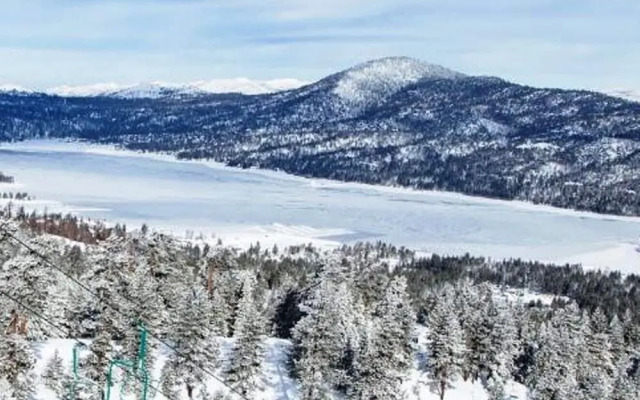 GetAways at Snow Lake Lodge