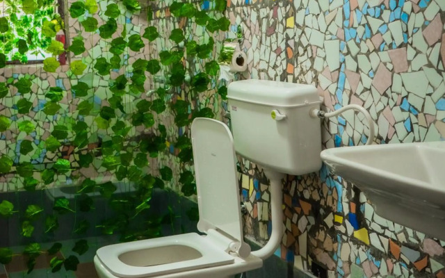 3 bedroom holiday home with free parking & Wi-Fi