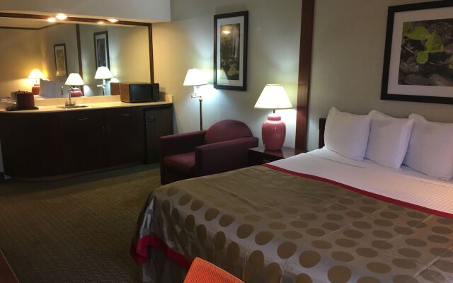 Ramada by Wyndham Portland Airport