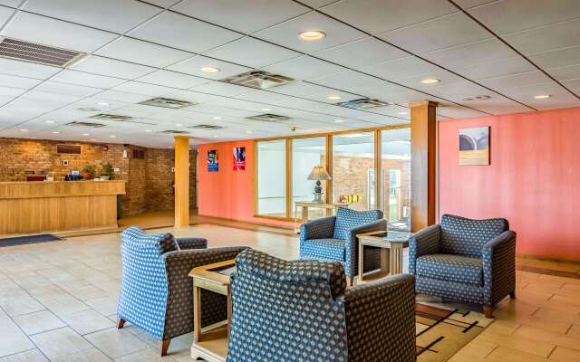Motel 6 Grand Rapids, MI - Northeast