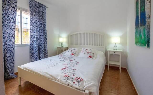 Villa Iris