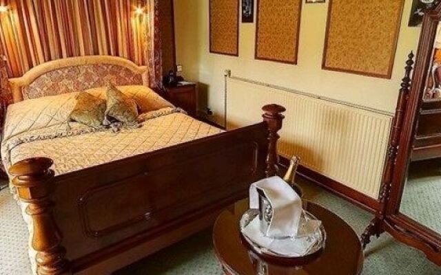 Wind In The Willows - Hotel