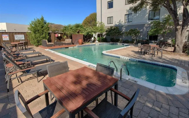 Hilton Garden Inn Las Colinas