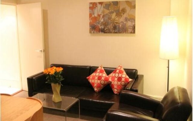 Oxbridge Apartments