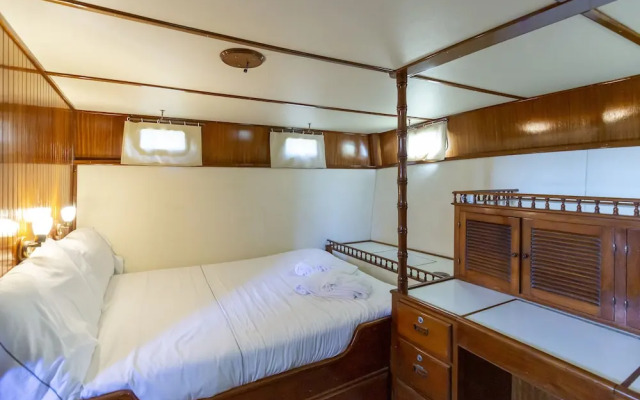 Night on Board Experience Douro