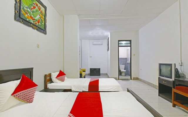 Oyo 3244 Grand Chandra Hotel