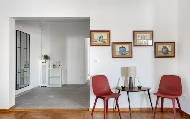 Artsi - 3BR Apt w Balcony in Athens