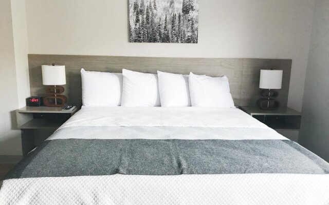 Airport Inn