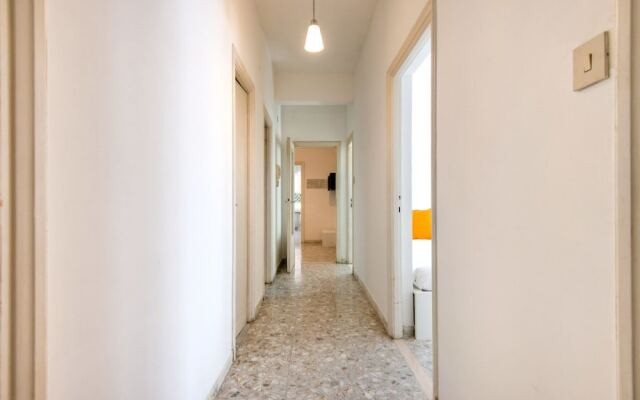 Very Spacious 3 Beds Flat in a Great Area