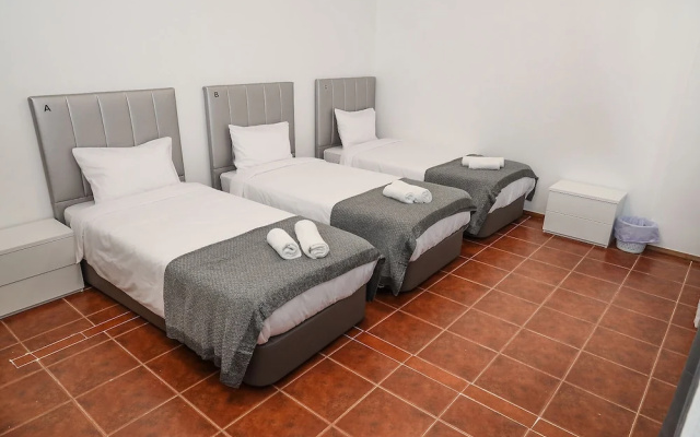 Lisbon Home Host