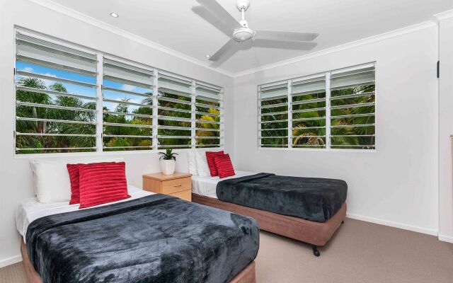 The Villas Palm Cove