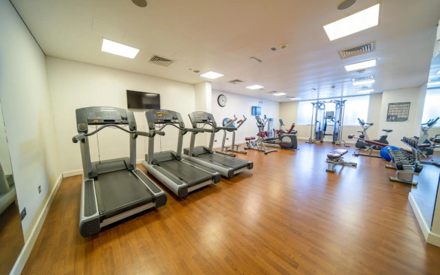Premier Inn Abu Dhabi Airport (Business Park)