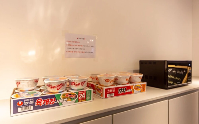 Jeonju Gosa Yaja Hanokmaeul