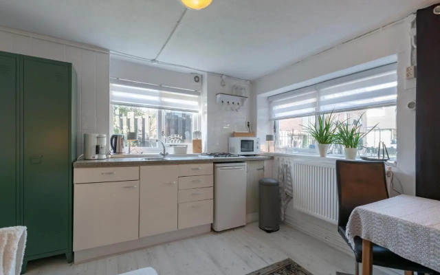 Comfy Holiday Home Near sea