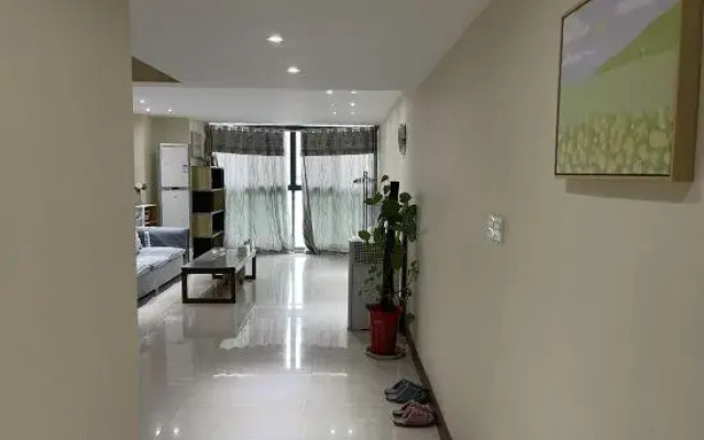 Newhouse Apartment