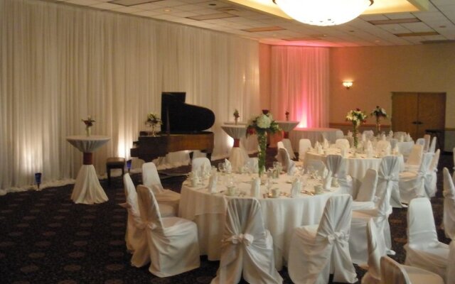 DoubleTree by Hilton Hotel Joplin