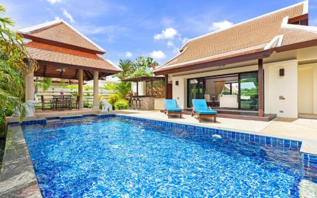 Boutique 3BR Pool Villa Bianca NaiHarn