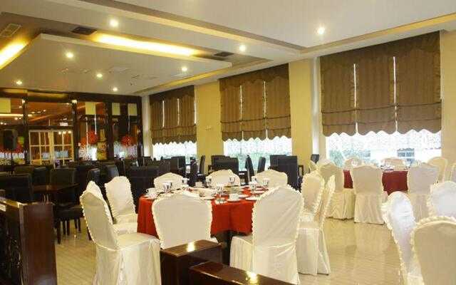 Grand Kanaya Hotel