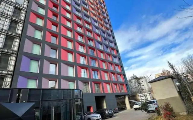 Hilton Apartment