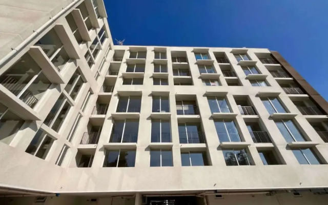 Urban Artistic Irarr Zaval A C Laundry Parking Pet Wifi