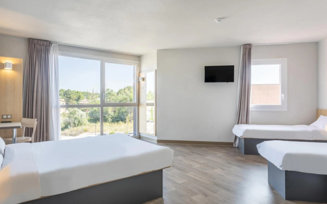 B&B HOTEL Aix en Provence Venelles