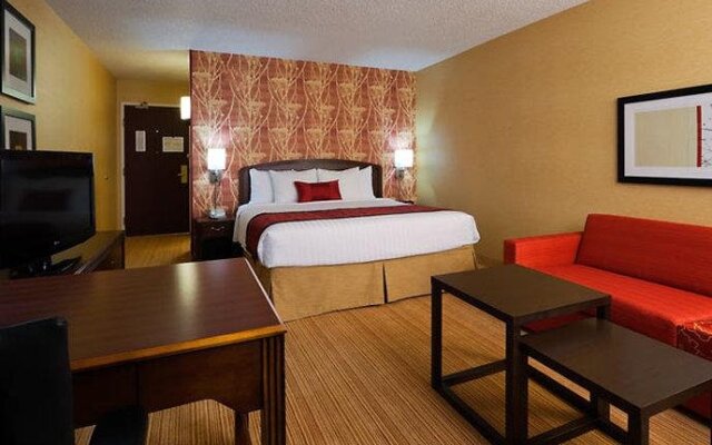 Courtyard by Marriott Indianapolis at the Capitol