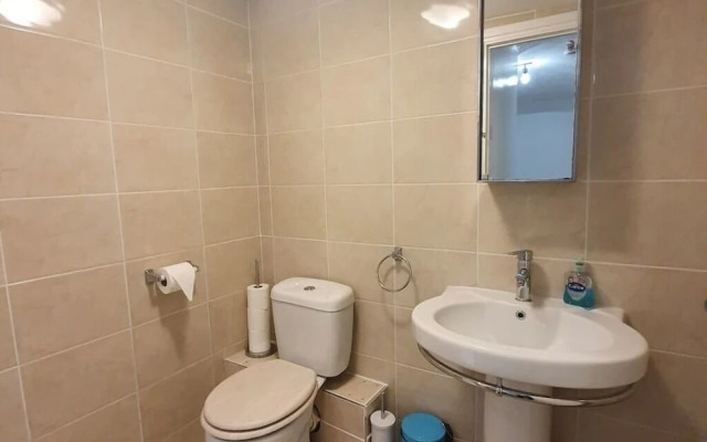 Plymouth, Devon City Centre Oasis - Your Riad