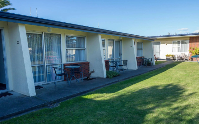 Sunset Court Motel