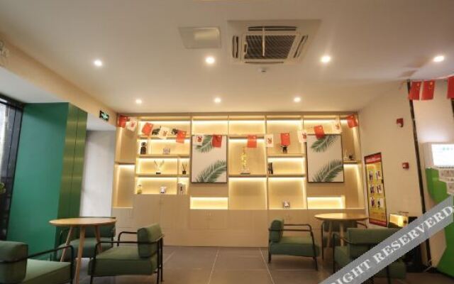 Tankup Kaifeng Gulou Hotel