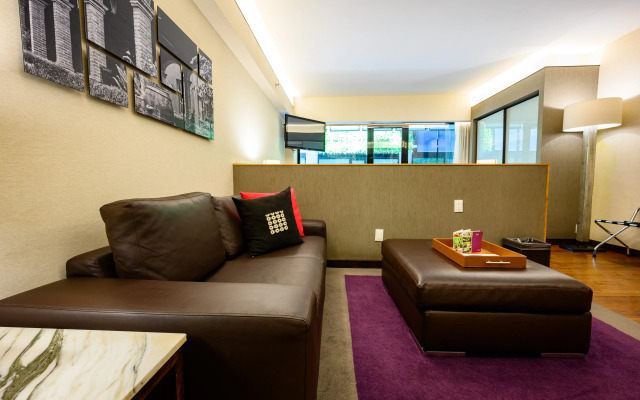 Las Suites Campos Eliseos