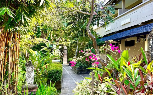 Puri Bali Lovina