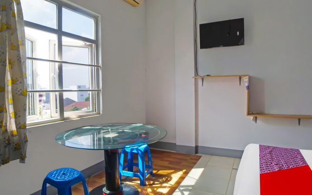 Hotel O Guesthouse Rantang – Guest Rooms – Medan