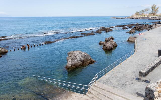 Home2Book Stylish Apartment Alcalá Beach