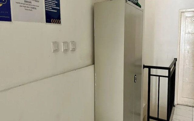 Rb Residence Grogol