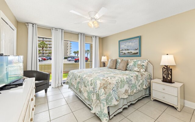 Seaside Beach & Racquet Condos