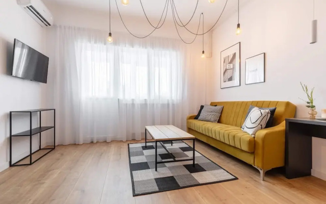 Modern 1BR in Piata Romana