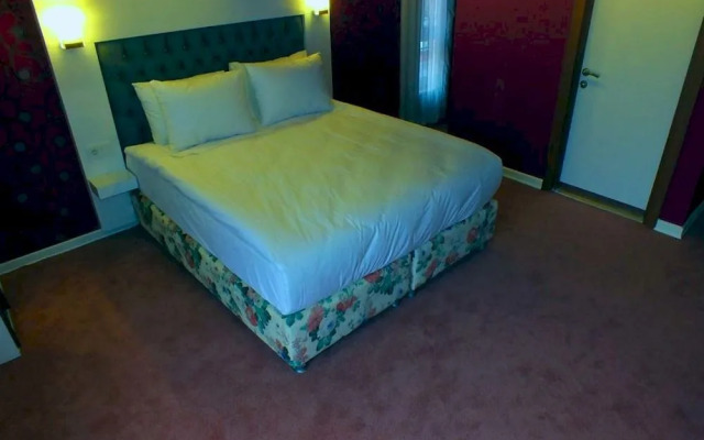 Cebeci Lotis Hotel
