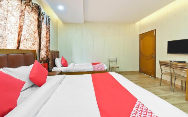 Hotel Sunrize By OYO Rooms