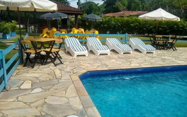 Francis Hotel Pousada