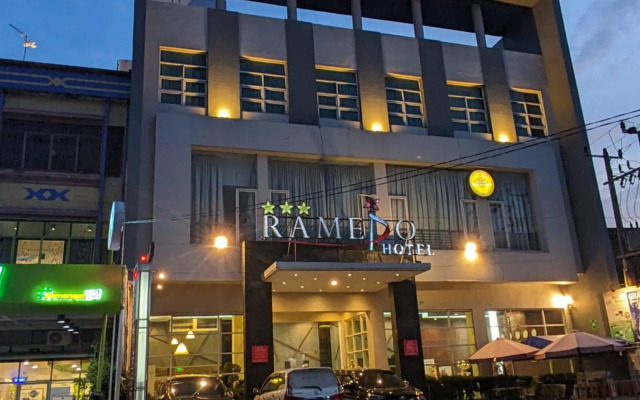 Ramedo Hotel