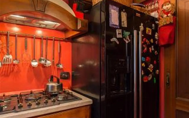 Romantic & Artistic Apartment