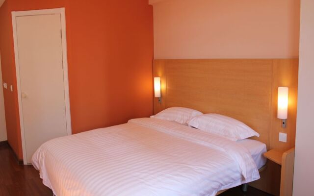 Ibis Hotel (Beijing Wukesong Dacheng Road)