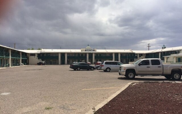 Desert Sands Motel