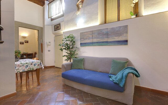 Pitti Apartment